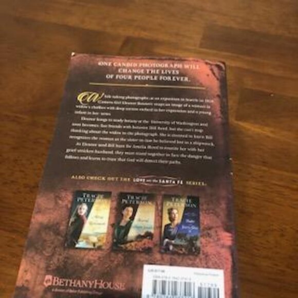 Finding Us (Pictures of the Heart 2) Pre-Owned Book - Picture 4 of 11